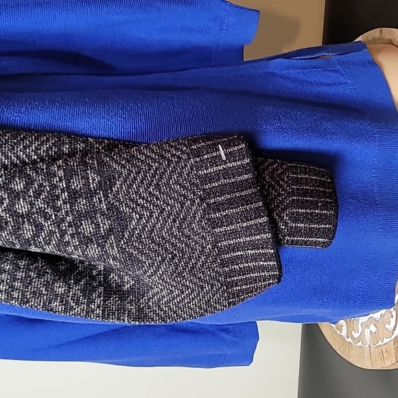 Men's Scarf - Picture 5 of 6